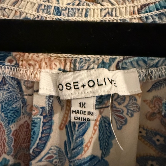 Rose & Olive Blue and Cream Floral Blouse - Picture 2 of 6